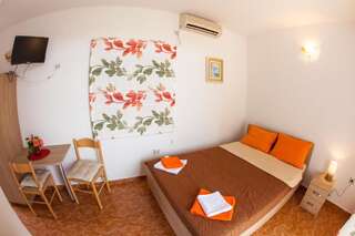 Апартаменты Apartments Vila Masha Петровац Апартаменты-студио-9