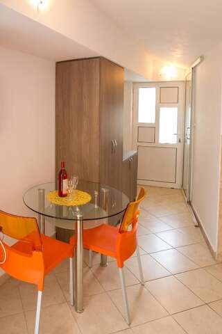 Апартаменты Apartments Vila Masha Петровац Апартаменты-студио-10