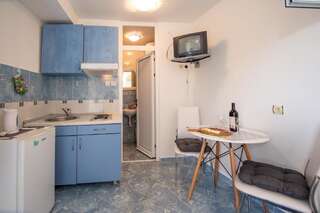 Апартаменты Apartments Vila Masha Петровац Апартаменты-студио-15