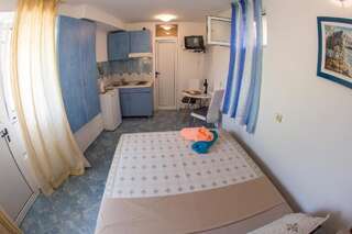 Апартаменты Apartments Vila Masha Петровац Апартаменты-студио-19